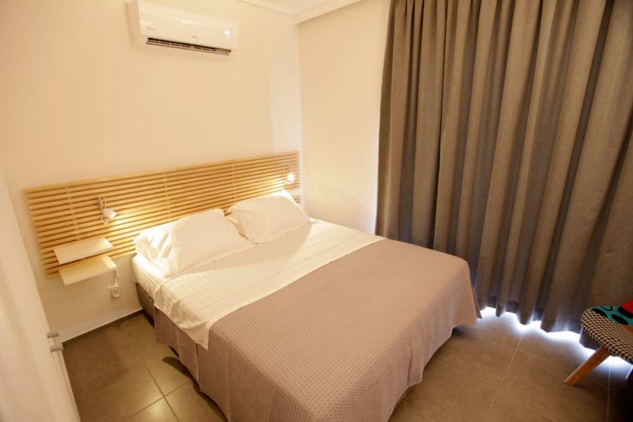 Seaside Renovated Top Floor Apartment Saronida Экстерьер фото